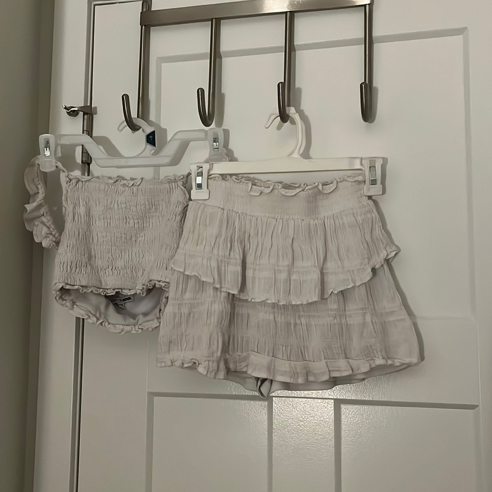 Beach or fairy vibes two piece outfit 🧚‍♀️🧜‍♀️